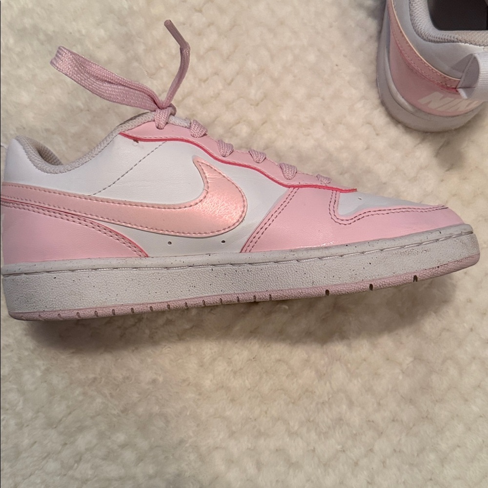 Nike Pink and White Sneakers - 4Y or 6 women’s - Picture 5 of 8